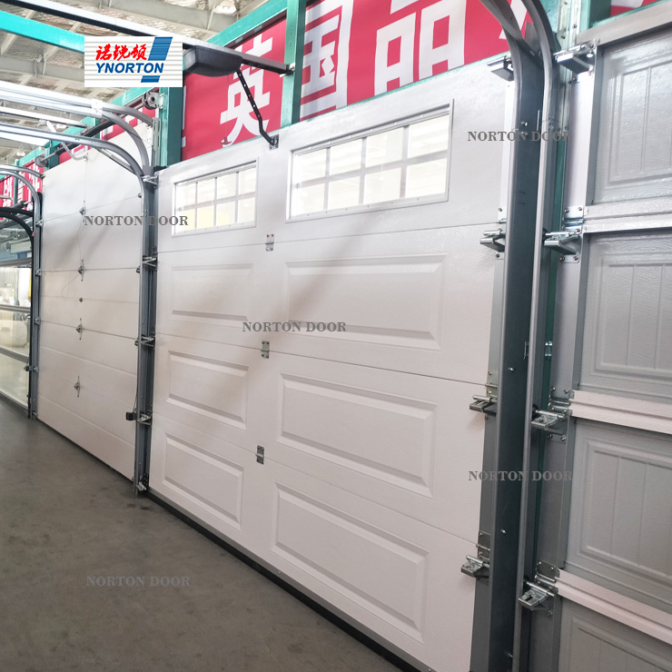 গ্যারেজ দরজার রুটিন রক্ষণাবেক্ষণের জন্য পাঁচটি মূল পয়েন্ট: এই কৌশলগুলি তাদের পরিষেবা জীবন বাড়াতে সাহায্য করে